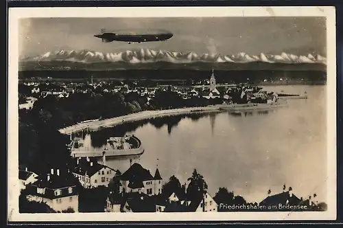 AK Friedrichshafen, Hafenmolde mit Zeppelin