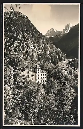 AK Promontogno, Hotel Bregaglia mit P. Cengalo und P. Badile
