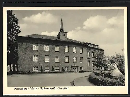 AK Ascheberg i. W., St. Lambertus-Hospital mit Einfahrt und Statue