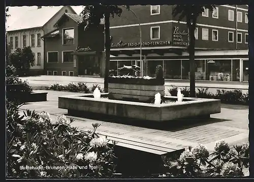 AK Buxtehude, Brunnen Hase und Igel mit Radio-Phono-Fernseher-Geschäft Beuscher