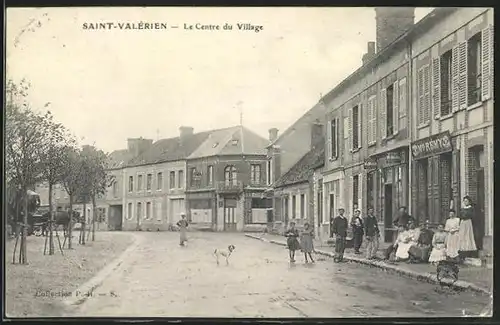 AK Saint-Valérien, Le Centre du Village, Ortskern