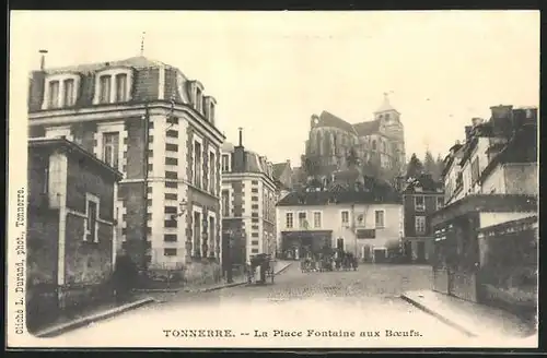 AK Tonnerre, La Place Fontaine aux Boeufs, Strassenpartie