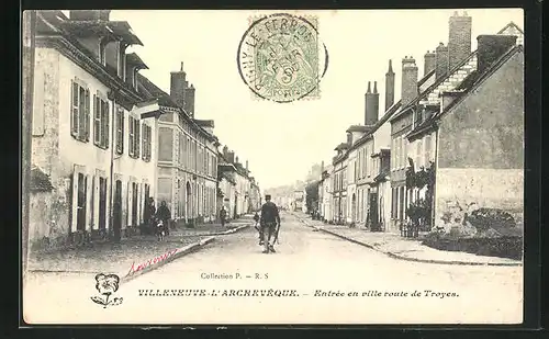 AK Villeneuve-l`Archevêque, Entrée en ville route de Troyes