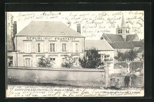 AK Saint-Cyr-les-Colons, La Mairie et l`Eglise