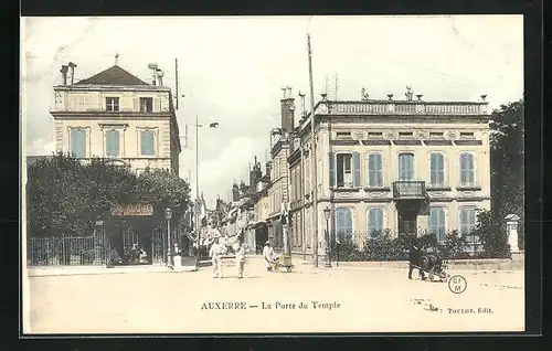 AK Auxerre, La Porte du Temple, Strassenpartie