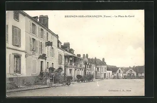 AK Brienon-sur-Armancon, La Place du Carr