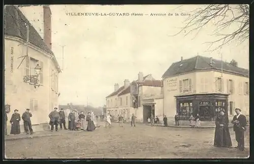 AK Villeneuve-la-Guyard, Avenue de la Gare