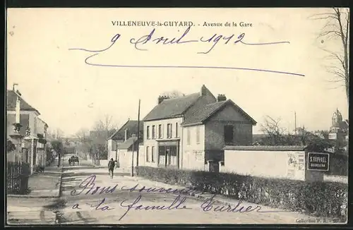 AK Villeneuve-la-Guyard, Avenue de la Gare