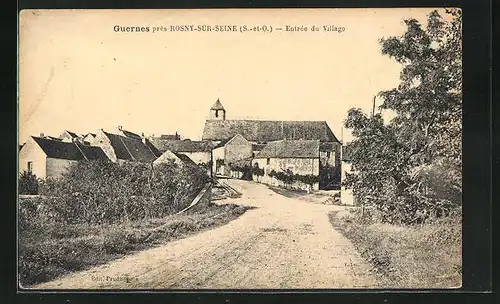 AK Guernes, Entrée du Village, Ortseingang