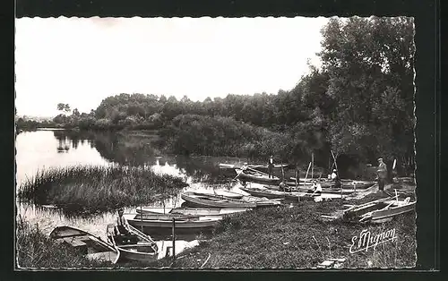 AK Villeneuve-la-Guyard, Port-Renard, le depart pour la peche
