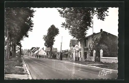 AK Villeneuve-la-Guyard, Faubourg de Sens