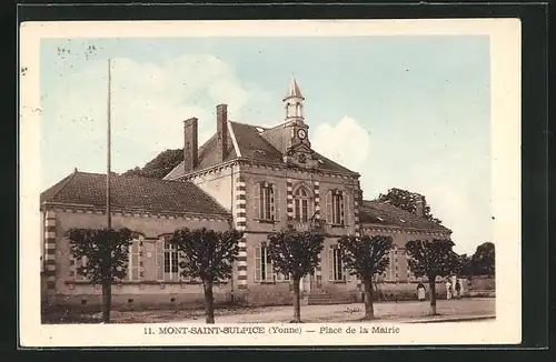 AK Mont-Saint-Sulpice, Place de la Mairie