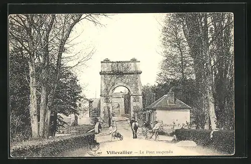 AK Villevallier, L`entrée du Pont Suspendu