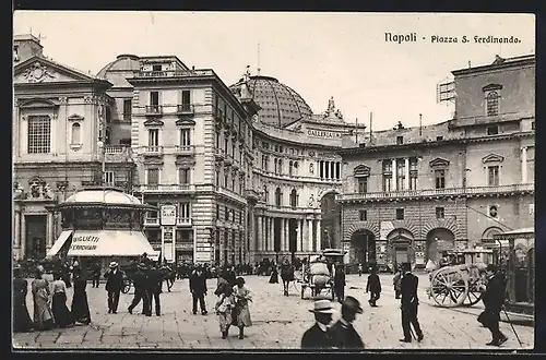 AK Napoli, Piazza S. Ferdinando