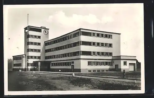 AK Frankfurt-Westend, Haus der Jugend, Hansa-Allee 150, Grossjugendherberge