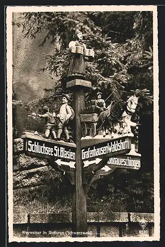 AK St. Blasien /Schwarzw., Wegweiser mit Bierkutscher und Wanderer-Figuren