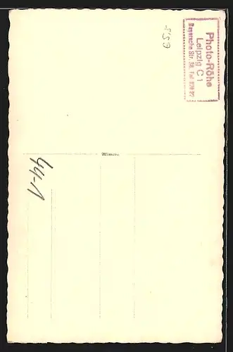 Foto-AK Kleines Kind mit Kuscheltier und Teddybär