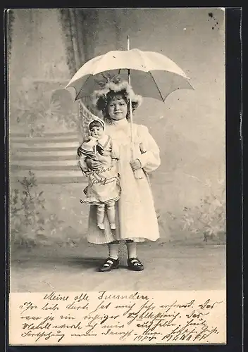 AK Mädchen mit Puppe und Regenschirm