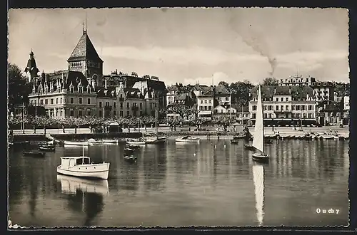 AK Ouchy, Ortspartie mit Meurice Hotel und Segelschiffen