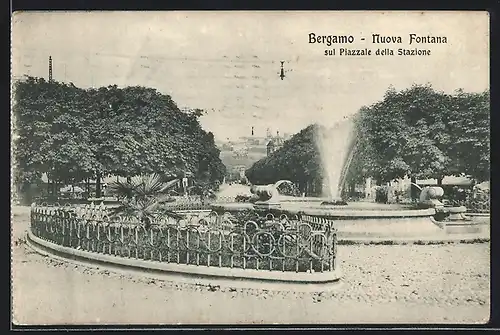 AK Bergamo, Nuova Fontana sul Piazzale della Stazione