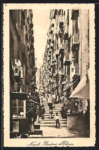 AK Napoli, Gradoni di Chiaia
