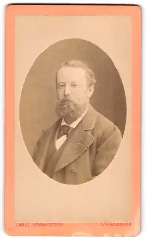 Fotografie Emile Schweitzer, Strasbourg, Herr Louis Menegoh im Anzug mit Vollbart, 1876