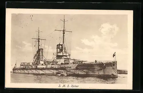 AK S. M. S. Kaiser mit Booten längsseits