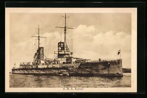 AK S. M. S. Kaiser im Wasser