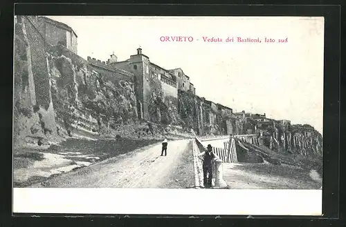 AK Orvieto, Veduta dei Bastioni, lato sud