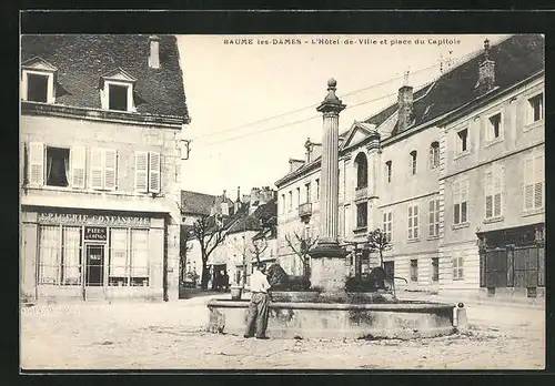 AK Baume-les-Dames, L`Hotel de Ville et place du Capitole