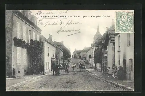 AK Cussy-les-Forges, Rue de Lyon, Vue prise d`en bas