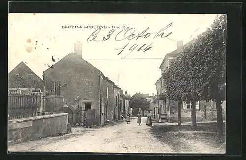 AK Saint-Cyr-les-Colons, Une Rue, Strassenpartie