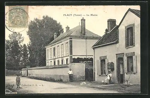 AK Flacy, La Mairie, Ortspartie