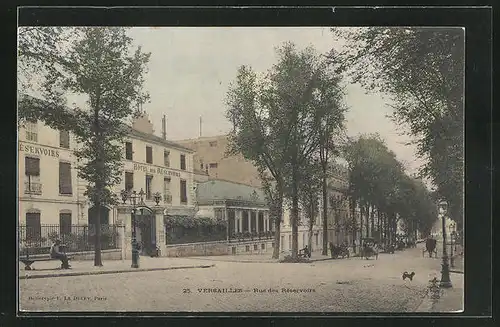 AK Versailles, Rue des Réservoirs, Hôtel des Réservoires