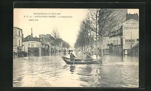AK Boulogne-sur-Seine, Les Inondations de Paris 1910, La Grande-Rue, Strassenpartie bei Hochwasser