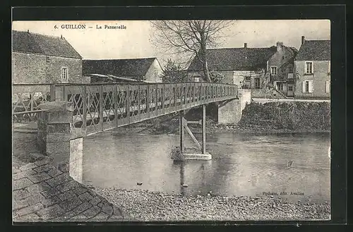 AK Guillon, La Passerelle