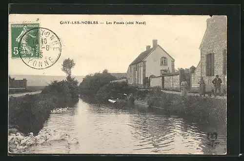 AK Gisy-les-Nobles, Les Fossés (côté Nord)