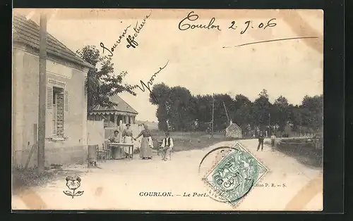 AK Courlon, Le Port