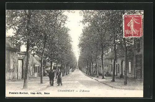 AK Champigny, l'Avenue