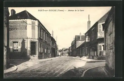 AK Pont-sur-Yonne, Avenue de la Gare