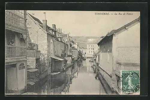 AK Tonnerre, La Rue de Venise