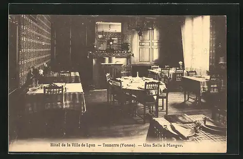 AK Tonnerre, Hôtel de Ville de Lyon, Une Salle à Manger