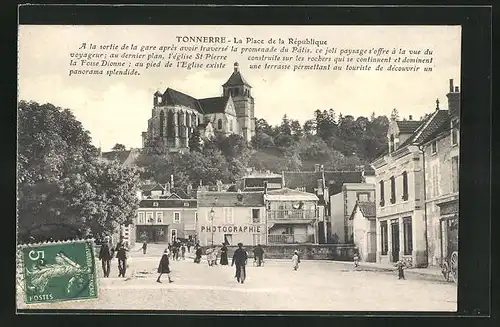 AK Tonnerre, La Place de la République