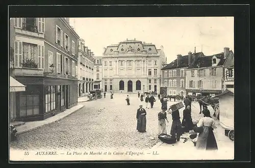 AK Auxerre, la Place du Marché et la Caisse d'Épargne