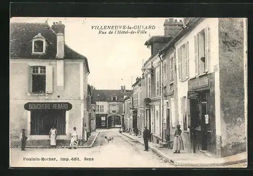 AK Villeneuve-la-Guyard, Rue de l'Hotel de Ville