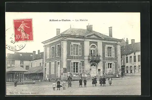 AK Aillant-s-Tholon, La Mairie