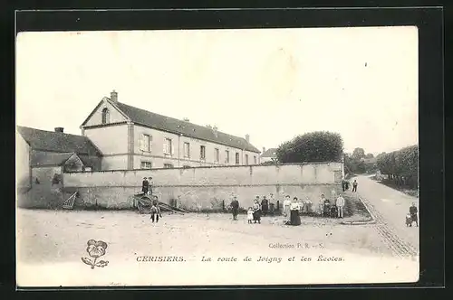 AK Cerisiers, La route de Joigny et les Écoles