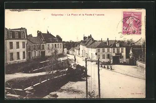AK Seignelay, La Place et la Route d`Auxerre