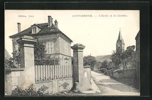 AK Coutarnoux, l'Ecole et le Clocher