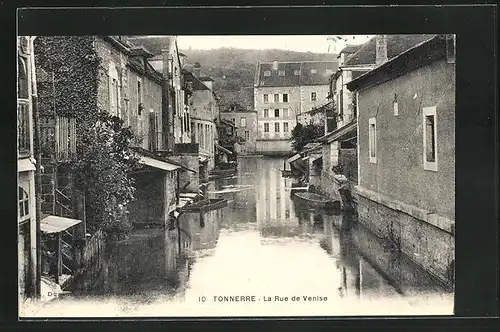 AK Tonnerre, la Rue de Venise